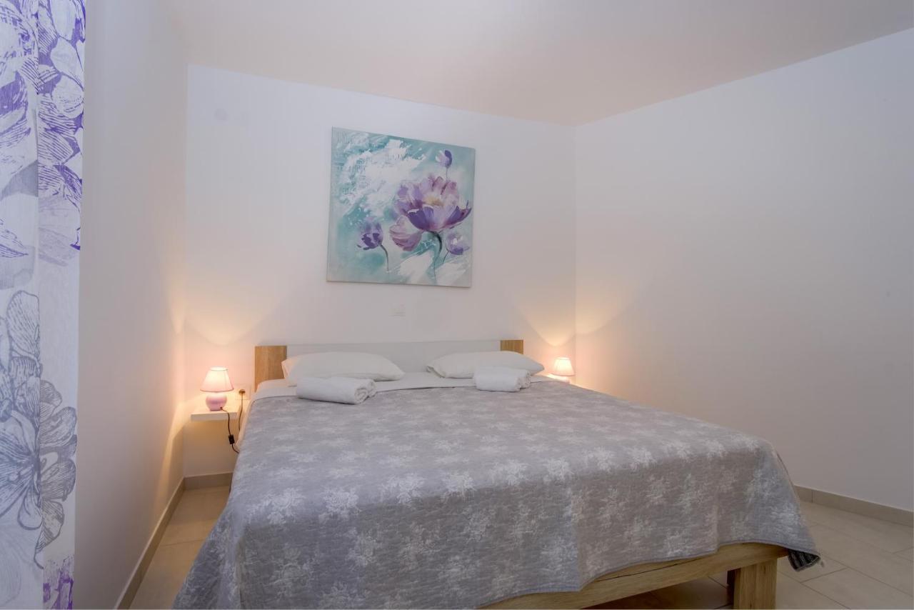 Apartment Angela Cunski ภายนอก รูปภาพ