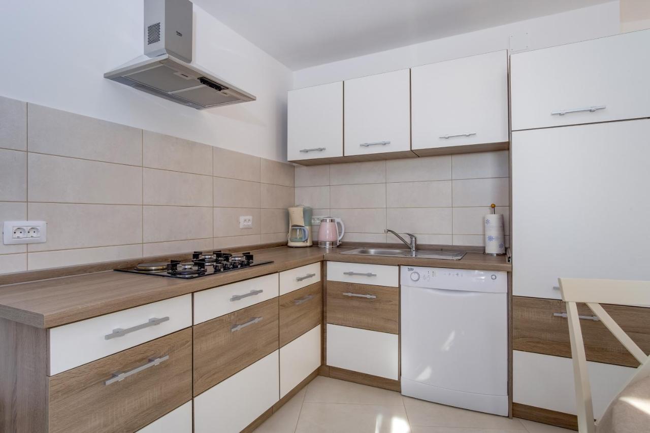 Apartment Angela Cunski ภายนอก รูปภาพ